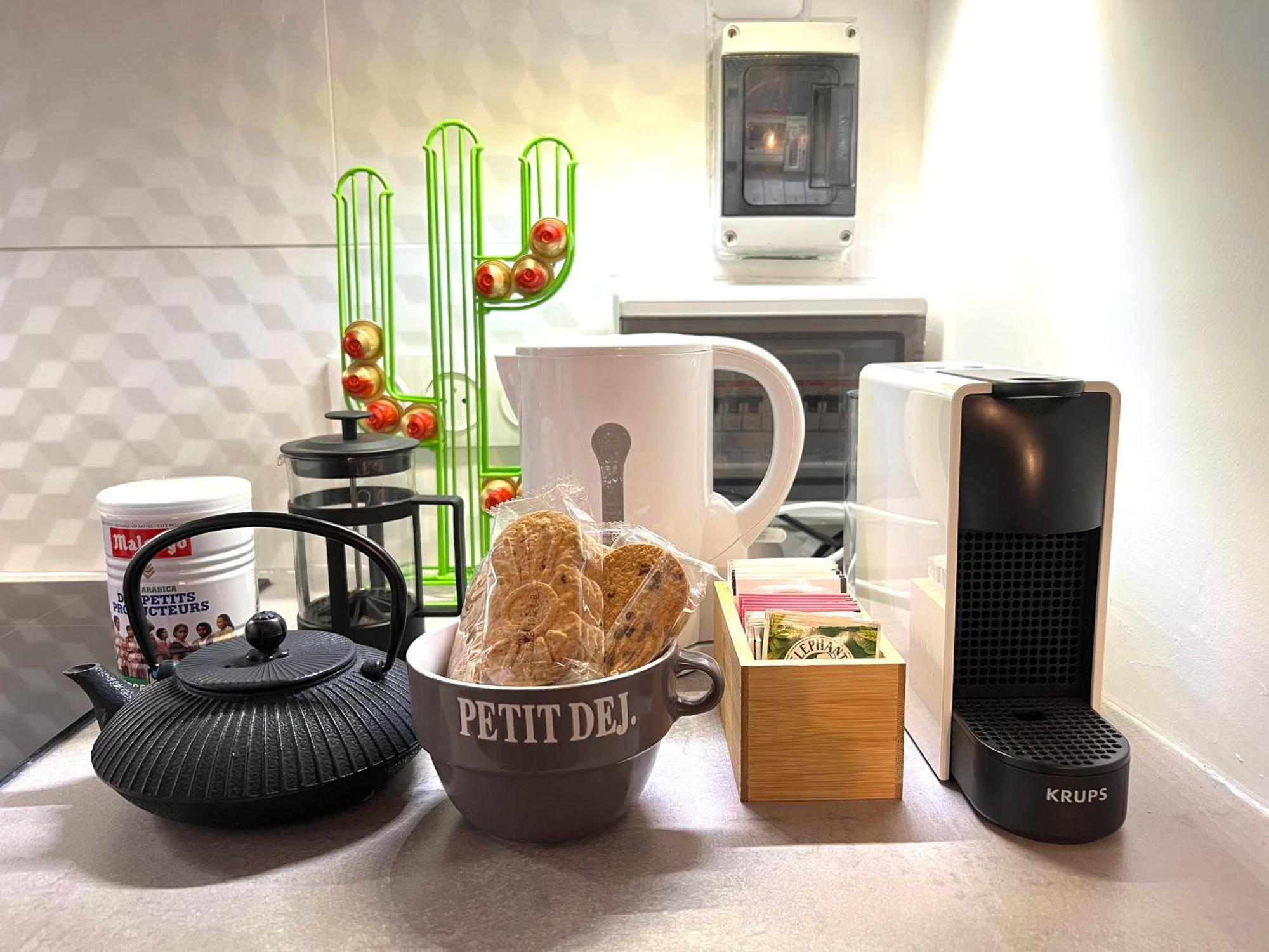Jolie Mini Maison Lovely Tiny House Vitry-sur-Seine Esterno foto
