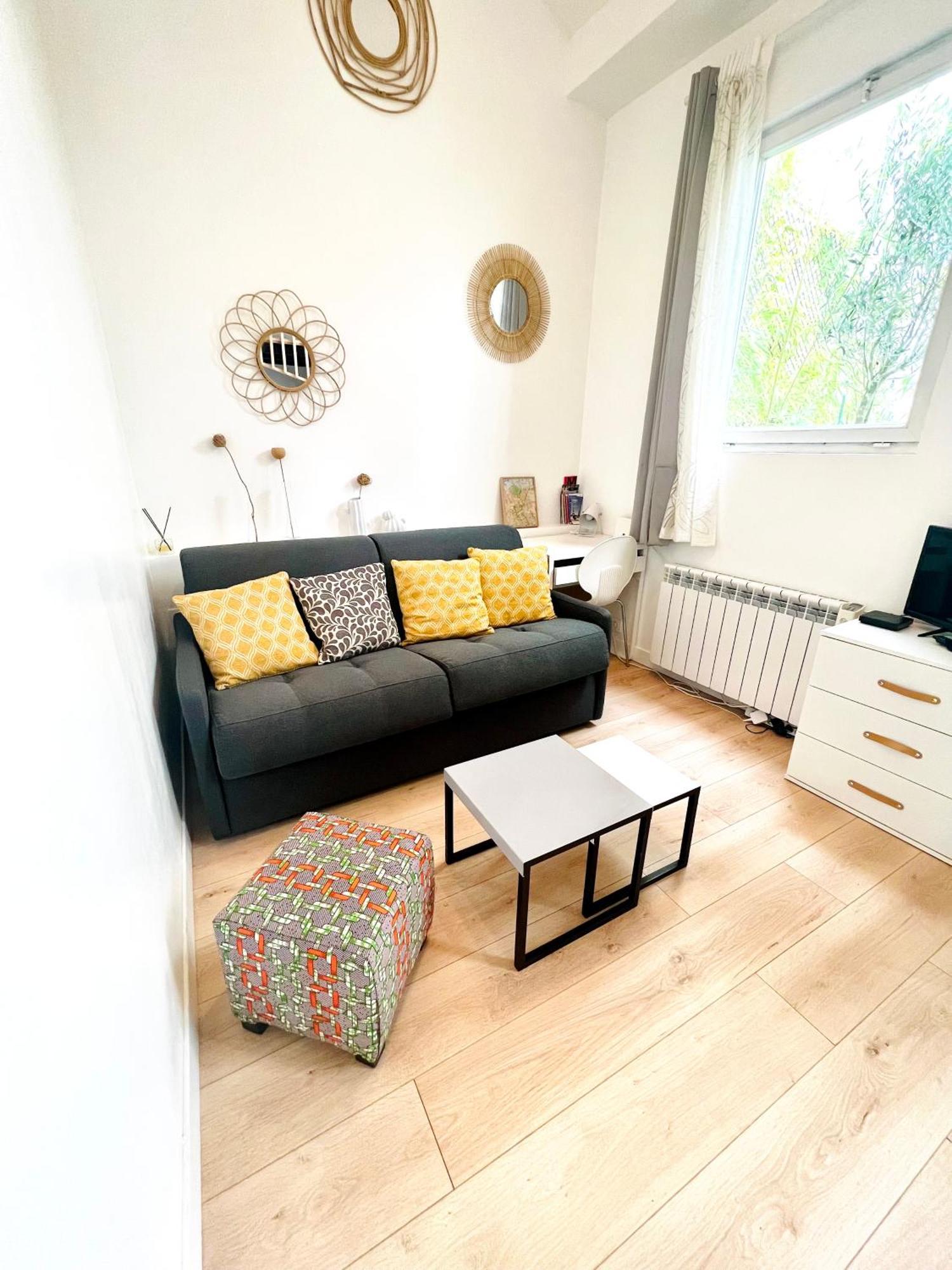 Jolie Mini Maison Lovely Tiny House Vitry-sur-Seine Esterno foto